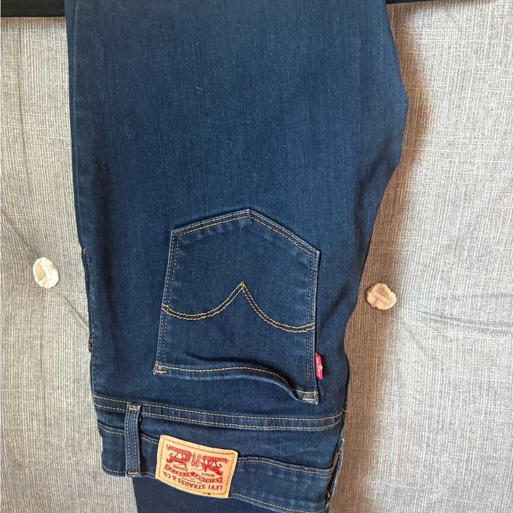 Levi’s 711 Skinny Jeans W31 L30 Dark Wash Mid-Rise Denim NWOT